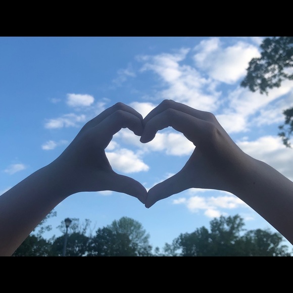 Meet your Posher, Kate - Picture 1 of 2